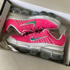 Nike Air VaporMax 360